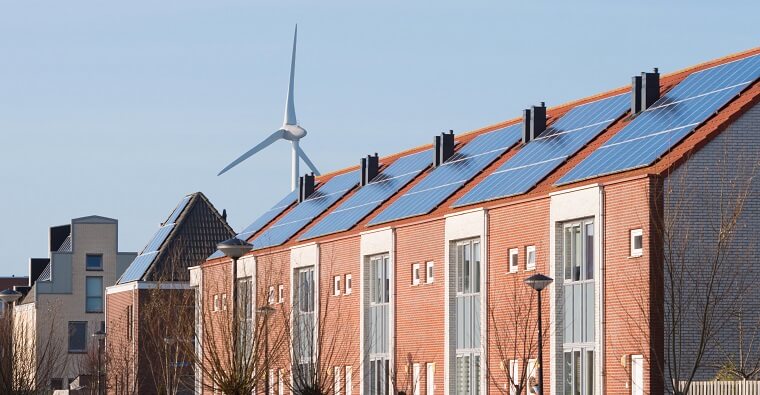 Alle woningen zonnepanelen op het dak