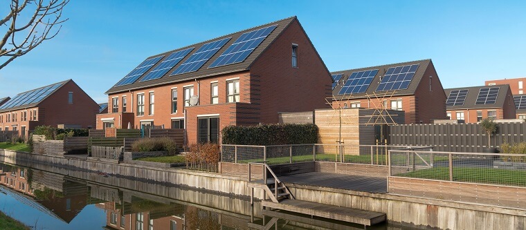 Schuin dak voorbeeld zonnepanelen